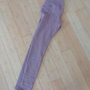 Alo Yoga leggings